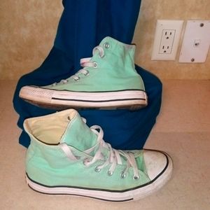 Converse Chuck Taylor High Tops